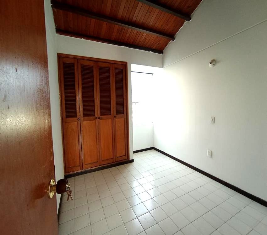 Imágen 6 de inmueble COD: 37058