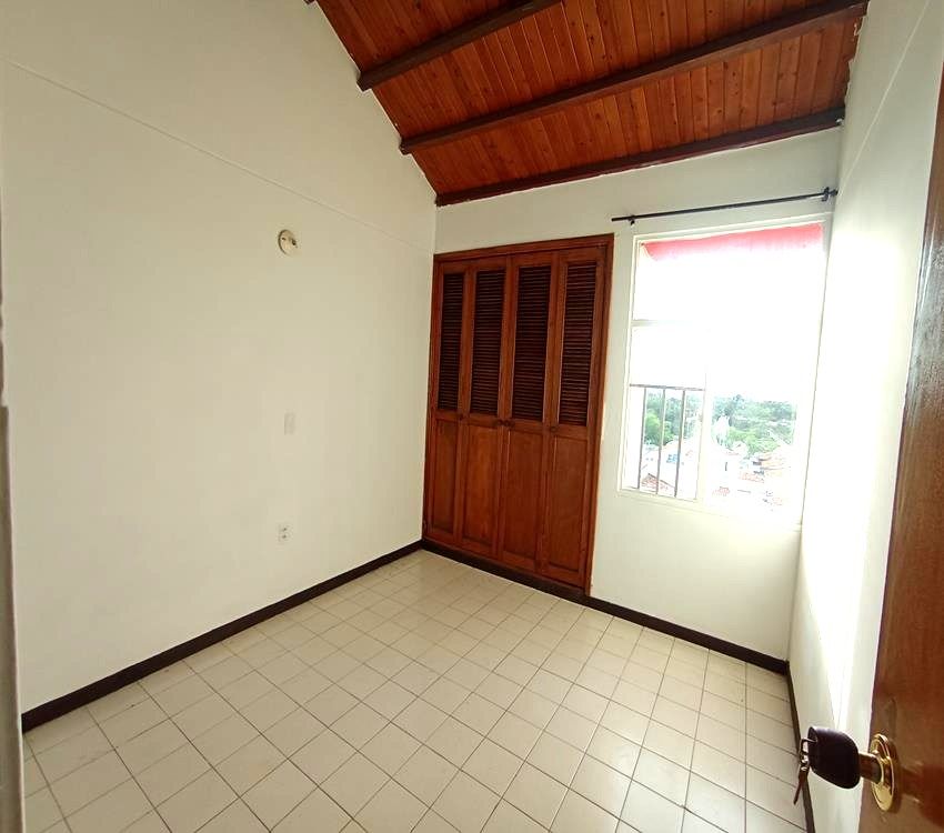 Imágen 9 de inmueble COD: 37058