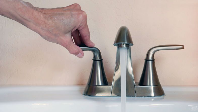 SANCIONES PARA QUIENES DESPERDICIEN AGUA